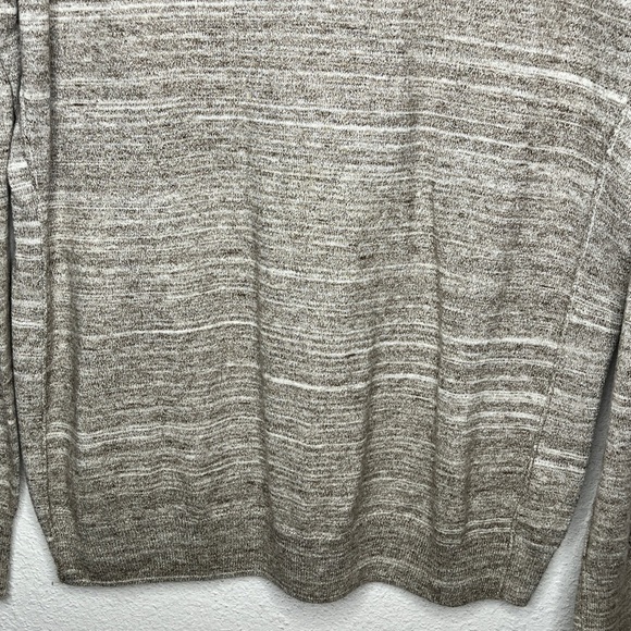 ANA Sweater - Picture 6 of 7